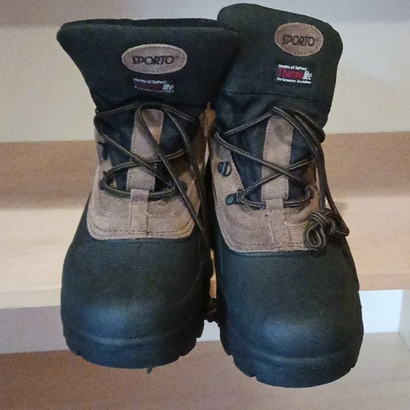 Sporto | Shoes | Sporto Size 2 Insulated Winter Boots | Poshmark display picture 2